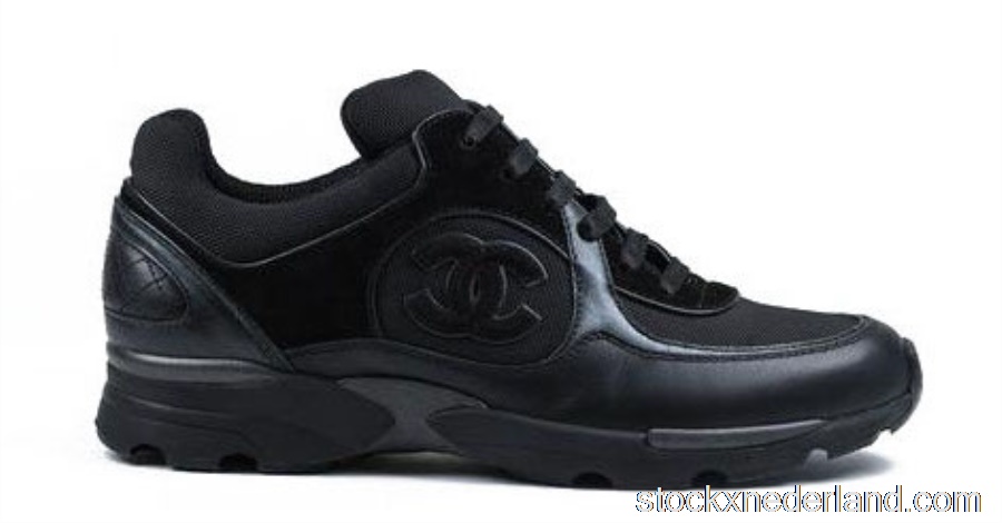 Chanel Low Top Trainer CC Triple Black LeatherG26582