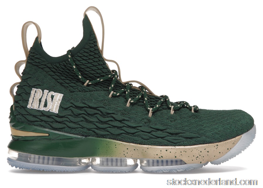 Nike LeBron 15 SVSM Away